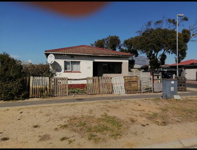 2 BEDROOM HOUSE FOR SALE IN BROOKLYN